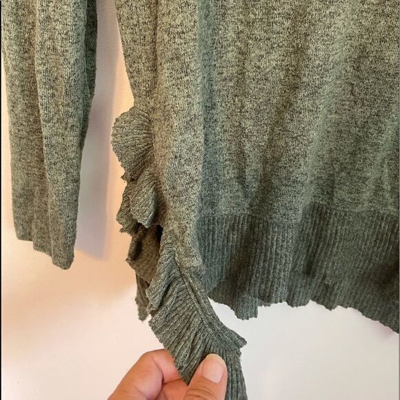 ANTHROPOLOGIE POSTAGE STAMP Fleece V Neck Sweater - Picture 5 of 8